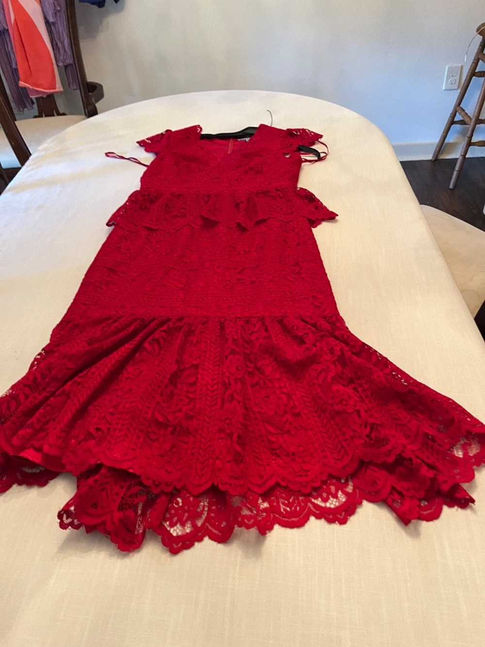 Formal dress - Picture 4 of 8